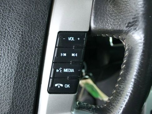 Used 2009 Ford Flex SEL image 16