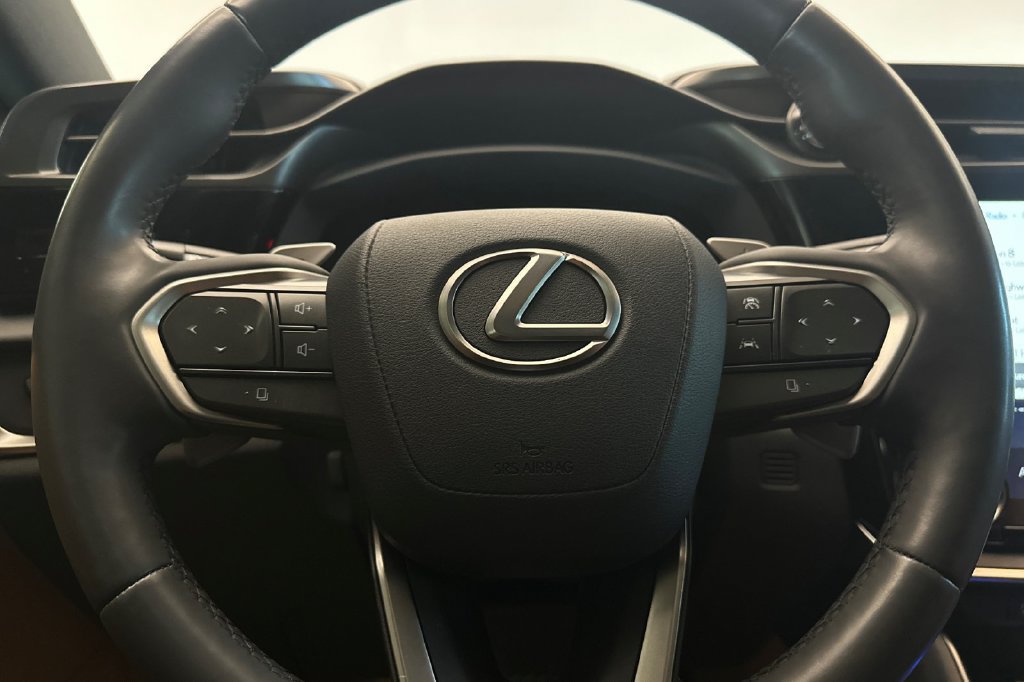 Certified 2023 Lexus RZ 450e Premium w/ Technology Package AWD/4WD image 23