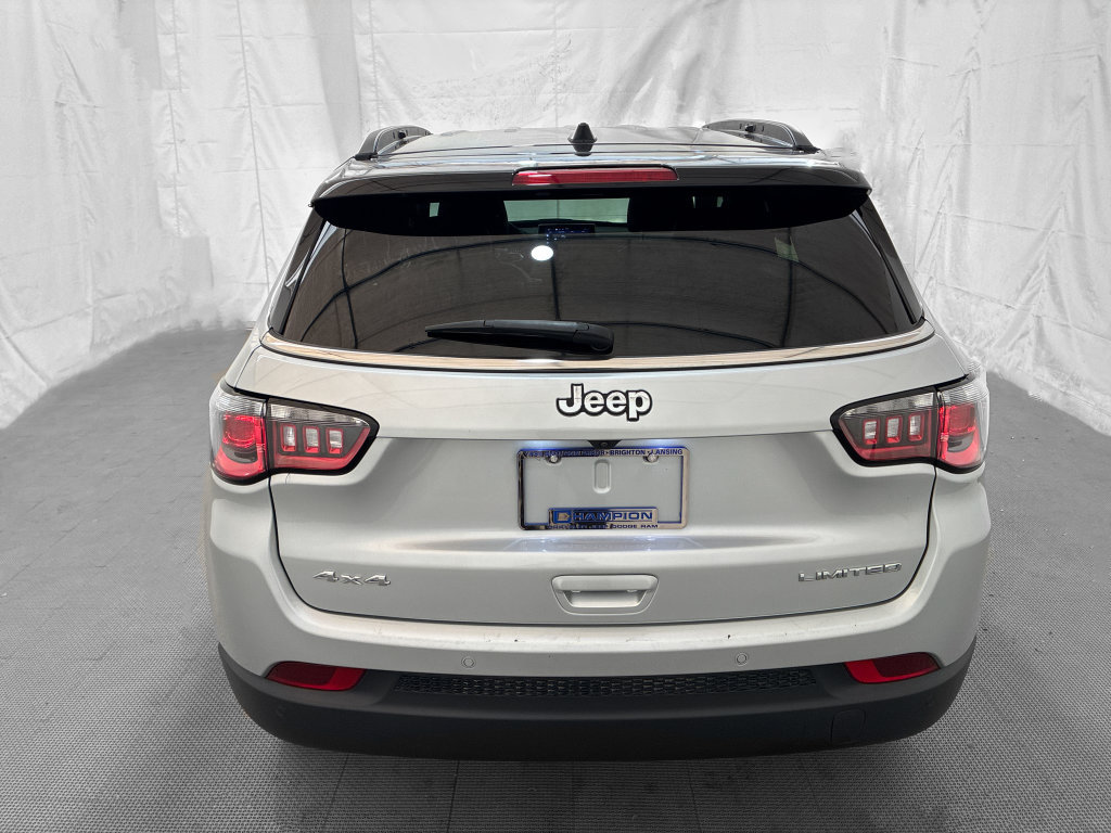 Used 2025 Jeep Compass Limited AWD/4WD image 6