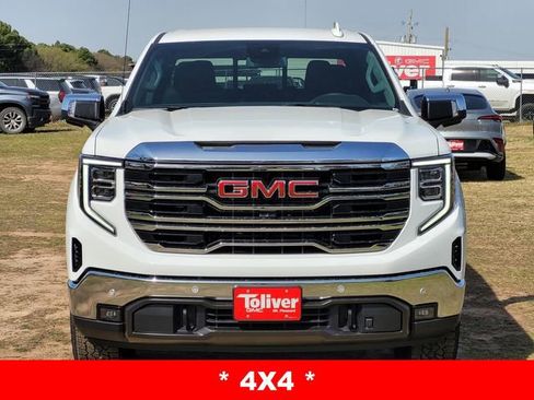 New 2026 GMC Sierra 1500 SLT AWD/4WD image 3