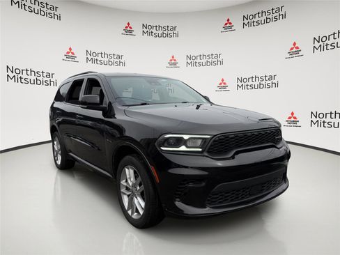 Used 2024 Dodge Durango GT image 5