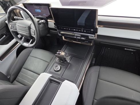 Used 2024 GMC Hummer EV 2X w/ LPO, Illumination Package AWD/4WD image 24