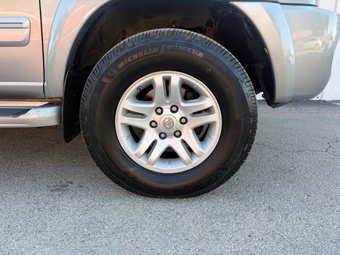 Used 2005 Toyota Sequoia SR5 RWD image 28