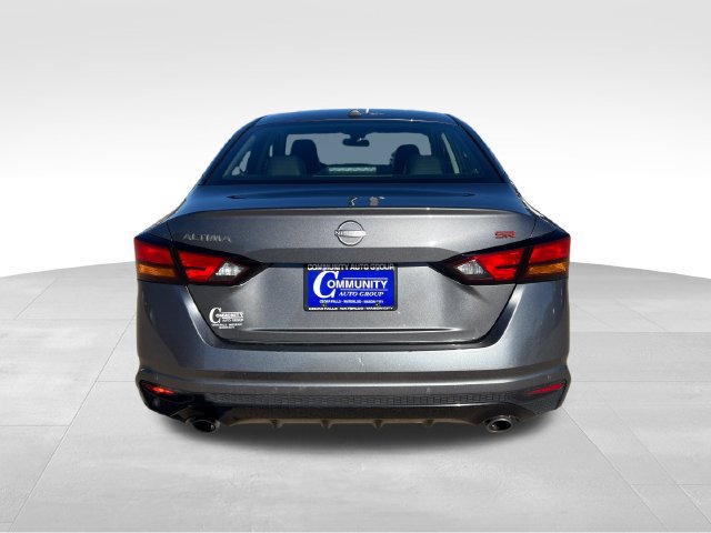 Used 2025 Nissan Altima 2.5 SR FWD image 5