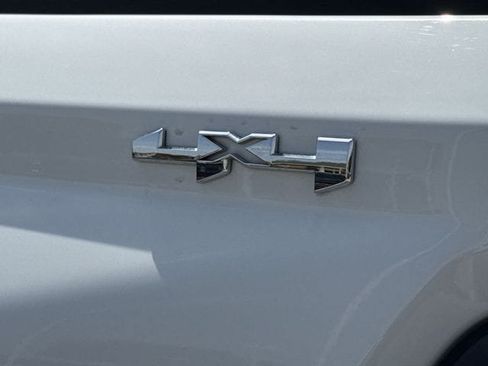 Used 2023 GMC Canyon Elevation AWD/4WD image 9