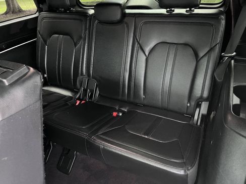 Used 2020 Ford Expedition Limited RWD image 23