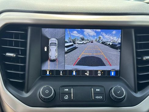 Used 2023 GMC Acadia Denali w/ Denali Ultimate Package FWD image 26