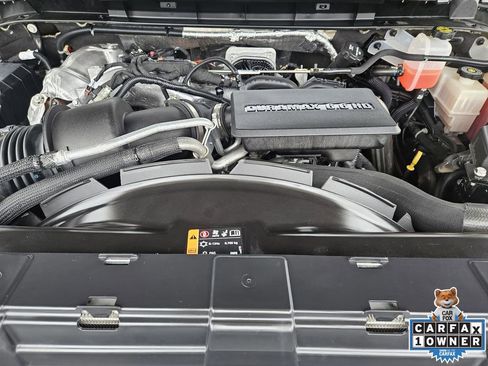 Used 2024 Chevrolet Silverado 2500 Custom w/ Custom Value Package image 36