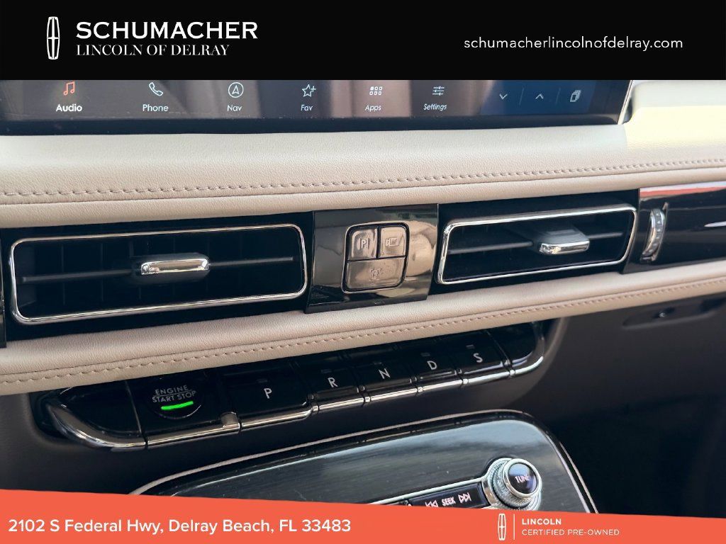 Used 2022 Lincoln Nautilus FWD w/ Premium Package image 19
