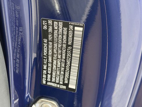 Certified 2021 Porsche 911 Targa 4S image 36