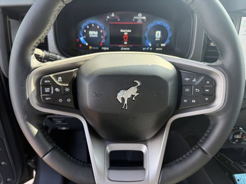 New 2026 Ford Bronco Badlands AWD/4WD image 25