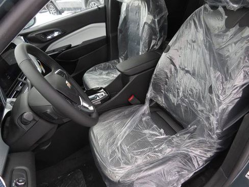 New 2026 Chevrolet Trax LT w/ Driver Confidence Package image 17