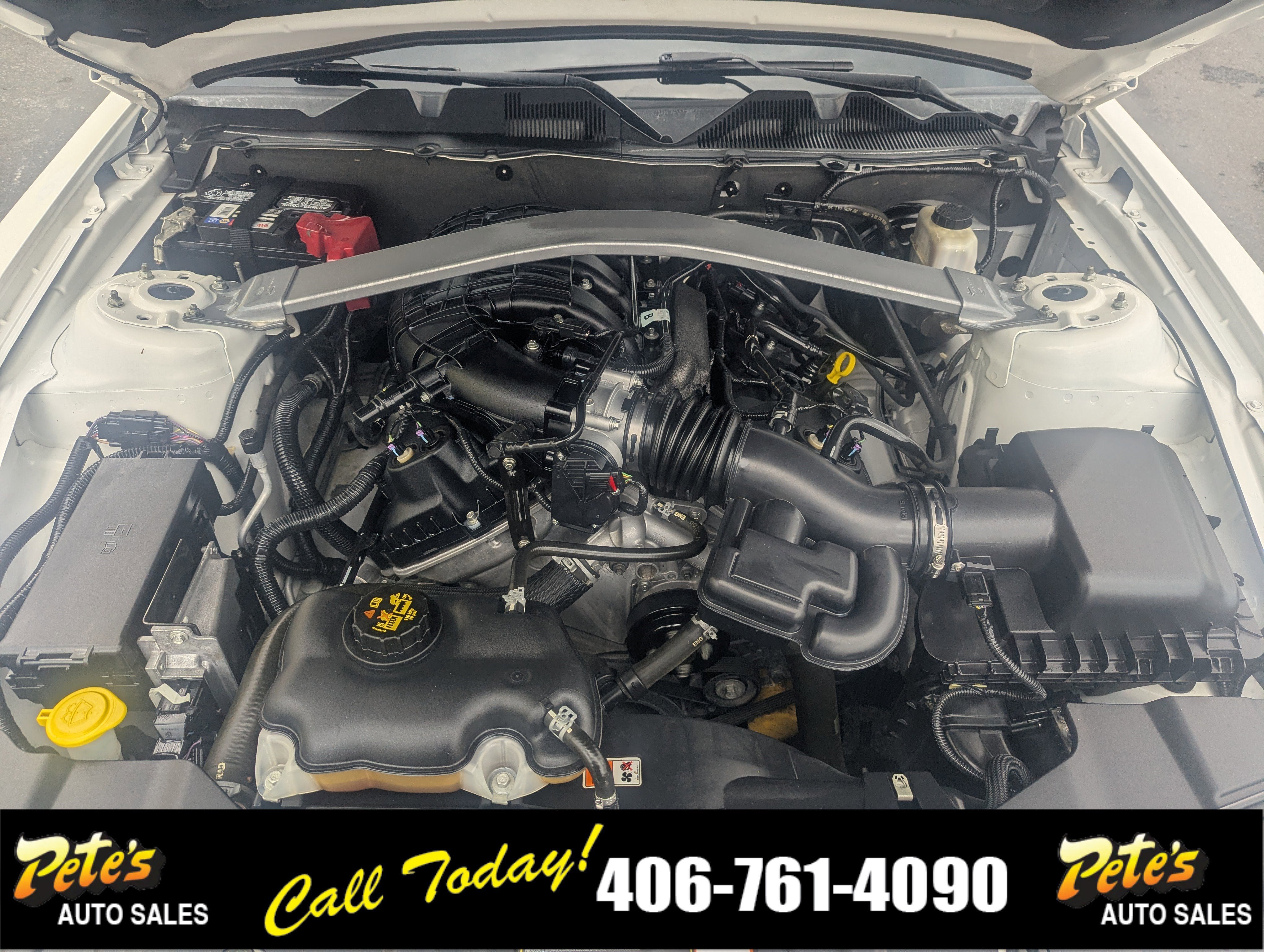 Used 2013 Ford Mustang Premium RWD image 29