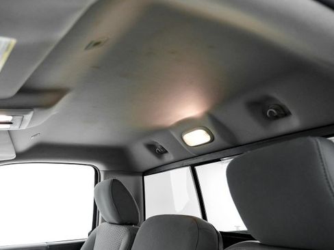 Used 2017 RAM 1500 Tradesman w/ Power & Remote Entry Group image 25