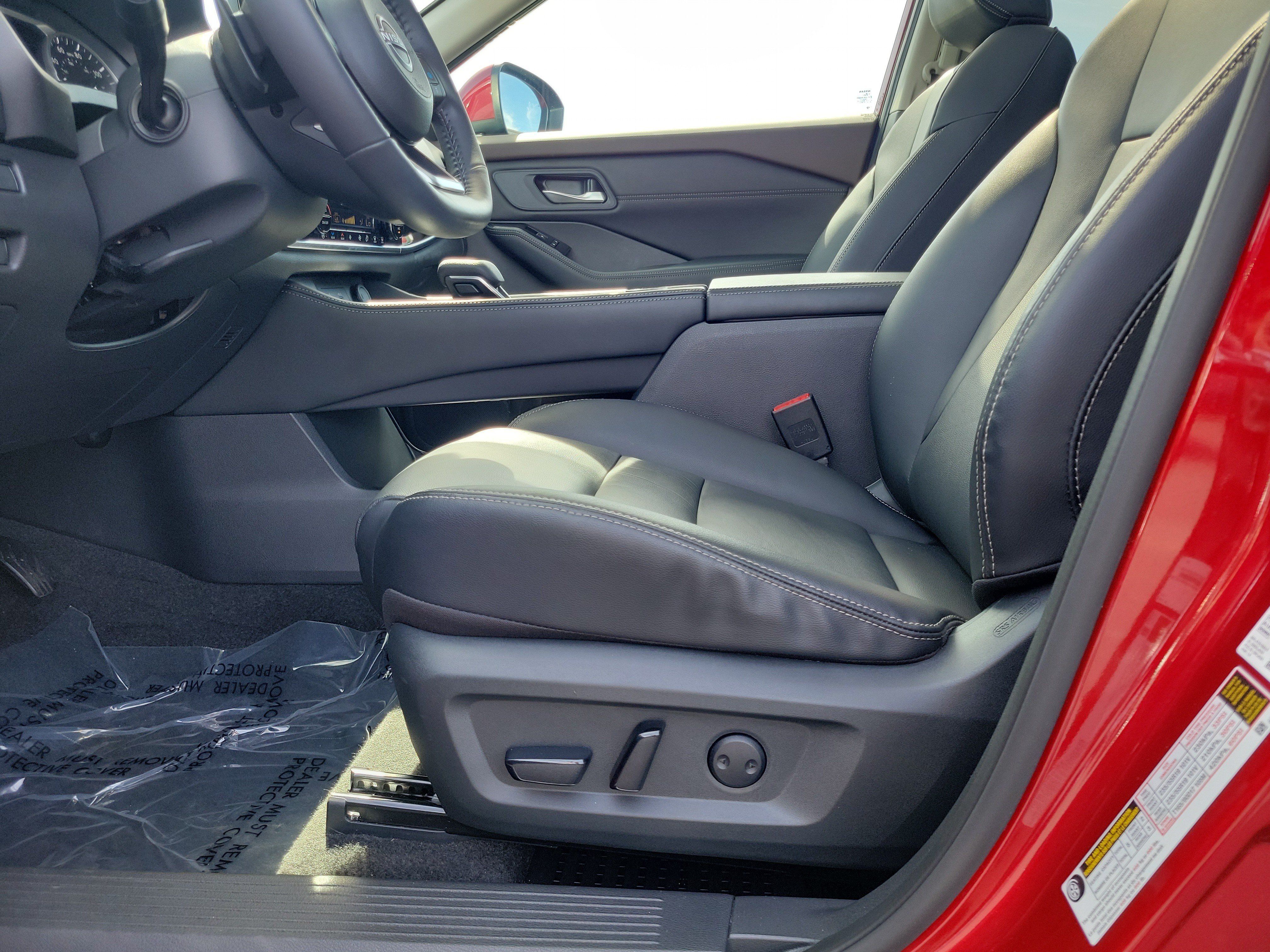 Used 2023 Nissan Rogue SL w/ SL Premium Package AWD/4WD image 16