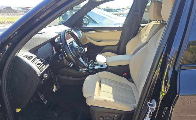 Used 2024 BMW X3 xDrive30i w/ M Sport Package AWD/4WD image 5