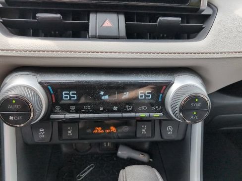 Used 2023 Toyota RAV4 XLE w/ Convenience Package AWD/4WD image 18