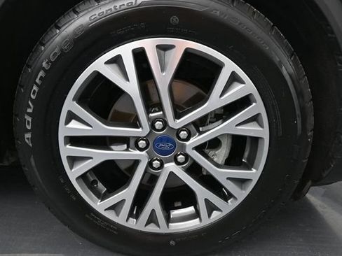 Used 2020 Ford Escape SEL FWD image 32