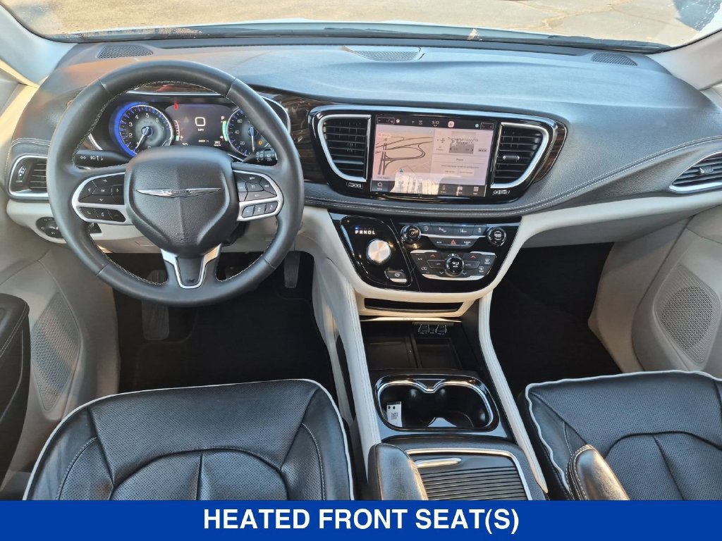 Used 2023 Chrysler Pacifica Limited FWD image 18