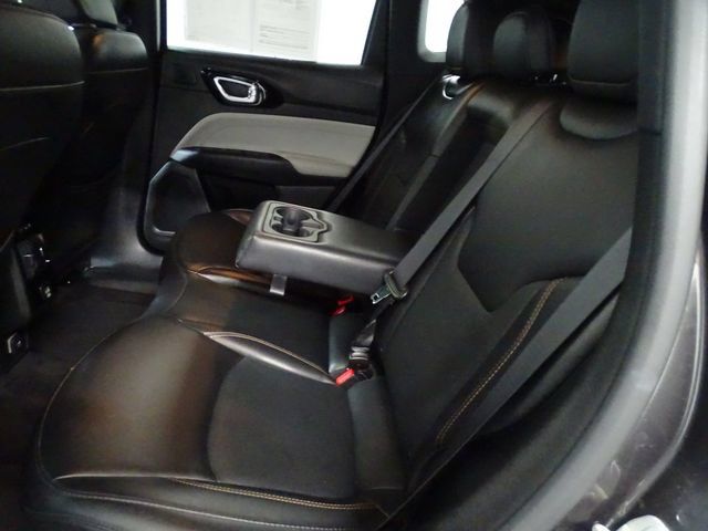 Certified 2023 Jeep Compass Limited w/ Sun and Sound Group AWD/4WD image 4