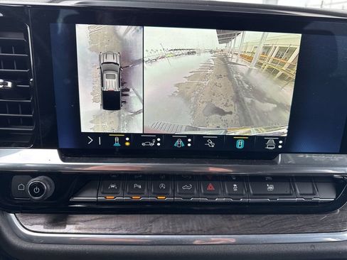 Used 2022 Chevrolet Silverado 1500 LTZ w/ LTZ Premium Package image 26