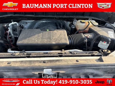 Used 2020 Chevrolet Silverado 1500 Custom w/ Custom Value Package AWD/4WD image 23