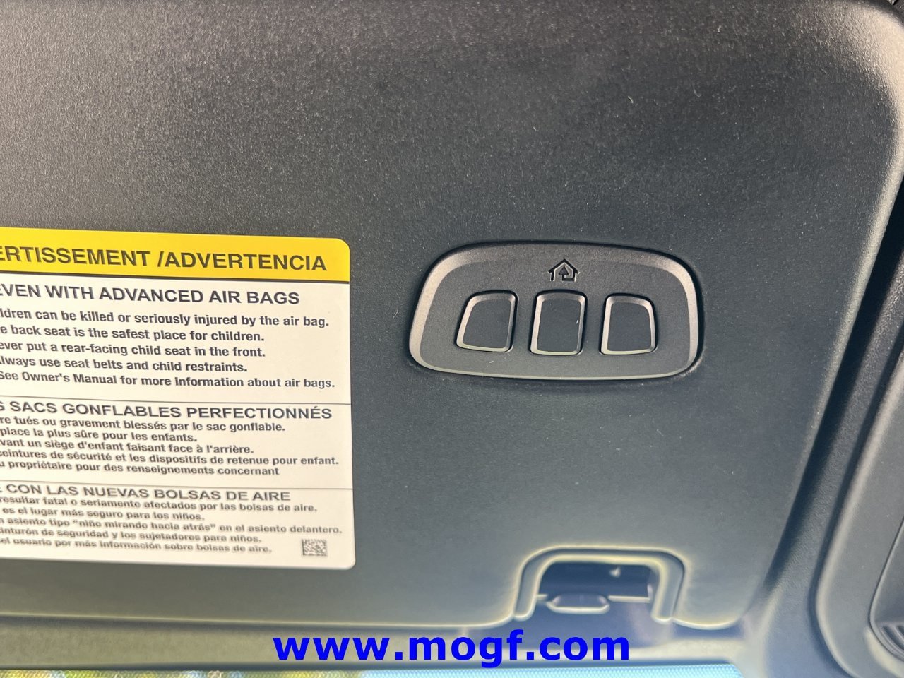 Used 2023 Ford Bronco Wildtrak AWD/4WD image 14