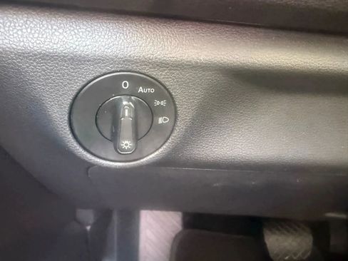 Used 2020 Volkswagen Jetta S image 17