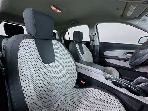 Used 2011 Chevrolet Equinox LS image 24
