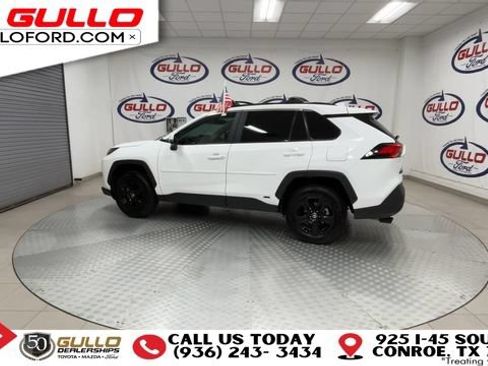 Used 2025 Toyota RAV4 XLE w/ Convenience Package AWD/4WD image 7