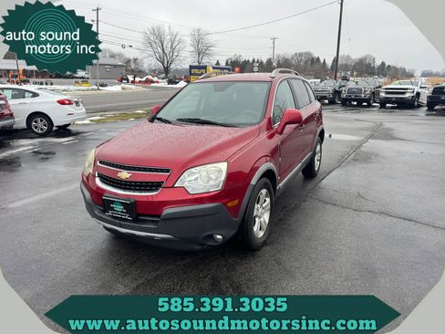 Used 2013 Chevrolet Captiva Sport LS image 1