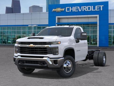 New 2026 Chevrolet Silverado 3500 LT w/ Ambulance/Fire/Rescue Package image 30