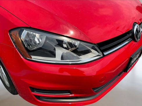 Used 2015 Volkswagen Golf TDI S FWD image 32