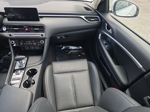 Used 2025 Genesis G70 2.5T AWD/4WD image 21