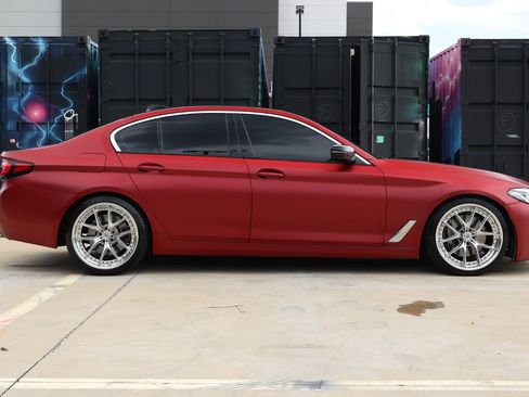 Used 2021 BMW 540i w/ Premium Package RWD image 17
