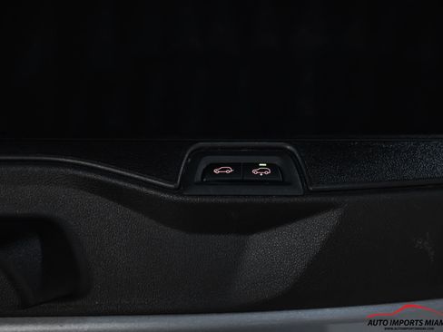 Used 2024 BMW ALPINA XB7 AWD/4WD image 82