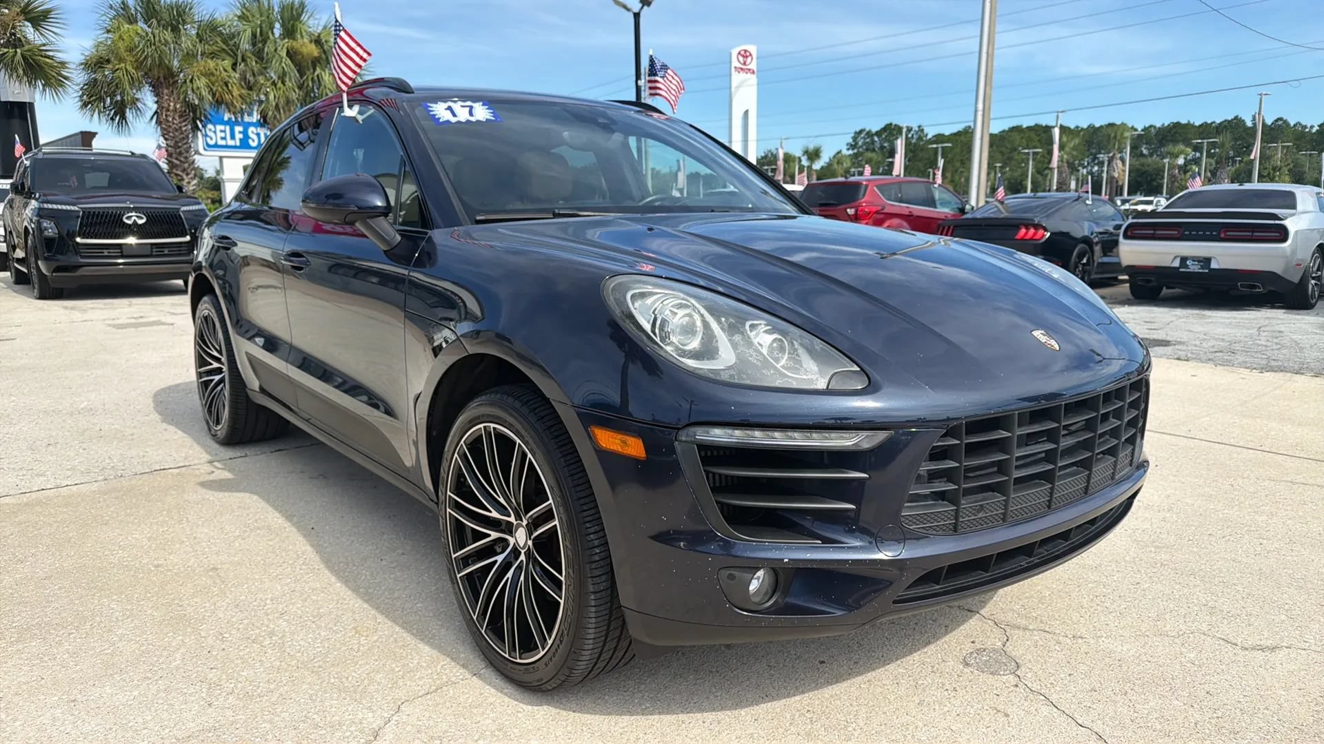 Used 2017 Porsche Macan S AWD/4WD image 7