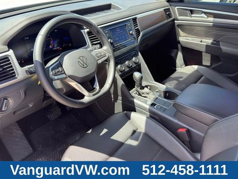 Used 2023 Volkswagen Atlas SE FWD image 10