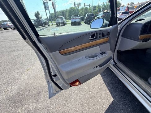 Used 1998 Lincoln Continental FWD image 42