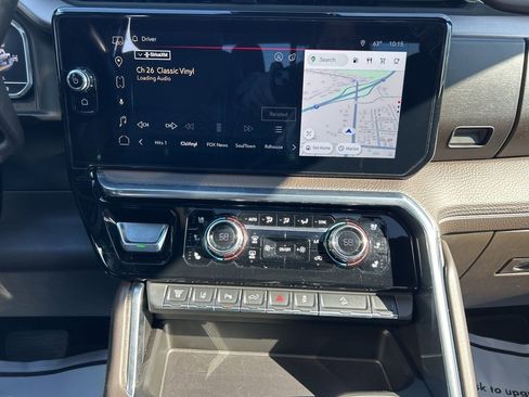 Used 2024 GMC Sierra 2500 Denali w/ Technology Package image 21