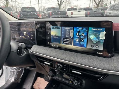 New 2026 Nissan Kicks SV w/ SV Premium Package image 12