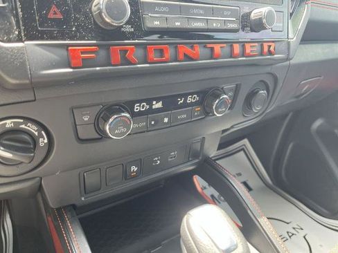 Certified 2025 Nissan Frontier PRO-4X AWD/4WD image 18