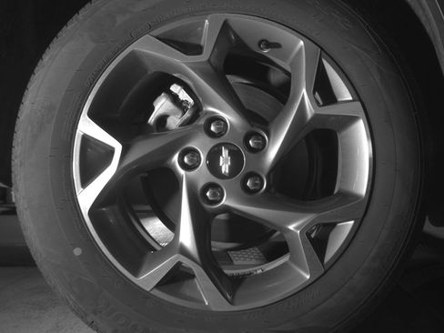 Used 2025 Chevrolet Trax LT FWD image 15