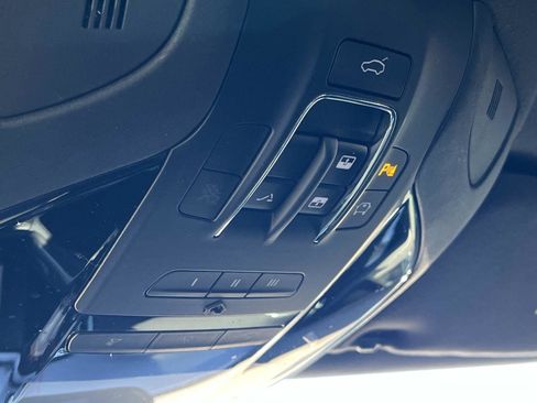 Used 2018 Maserati Ghibli GranSport image 30