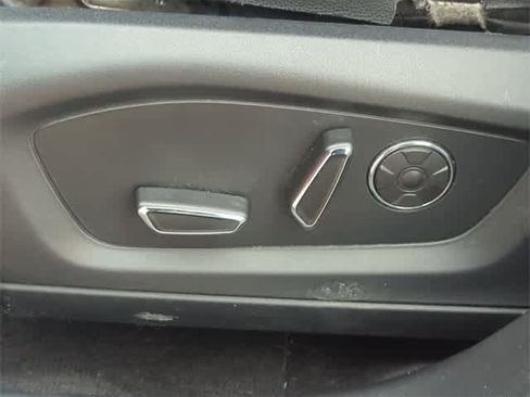 Used 2020 Ford Explorer ST w/ ST Street Pack image 17