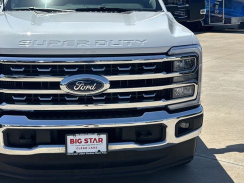 Used 2024 Ford F250 Lariat AWD/4WD image 5