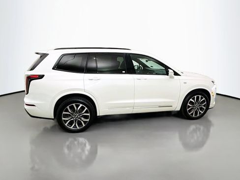 Used 2021 Cadillac XT6 Sport image 10