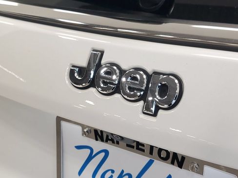 Used 2025 Jeep Compass Limited AWD/4WD image 7