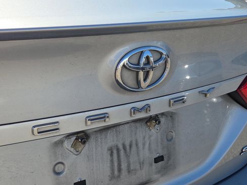 Used 2019 Toyota Camry SE FWD image 30