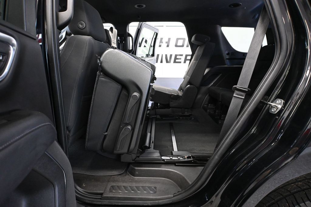 Used 2021 GMC Yukon SLE AWD/4WD image 31